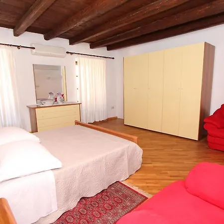Apartments Ive Rovinj Exterior photo