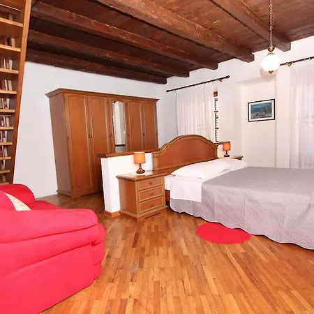 Apartments Ive Rovinj Exterior photo